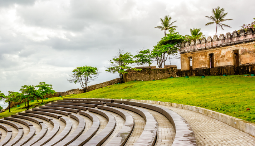 Best Travel Gift Ideas for Frequent Travelers